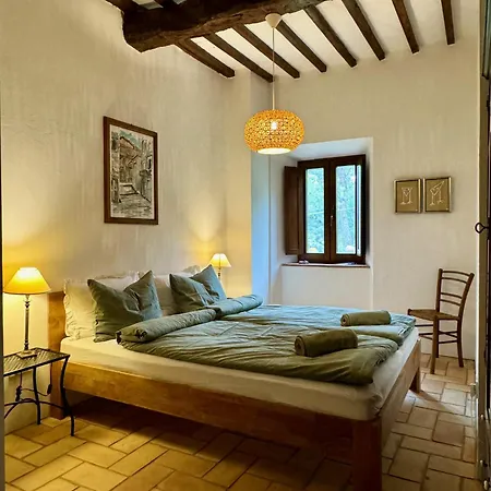 ベッド・アンド・ブレックファスト Casa Mauletta San Lorenzo (Terni)