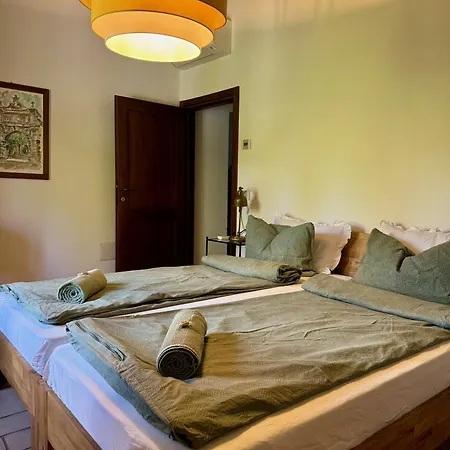 Bed and Breakfast Casa Mauletta 3*
